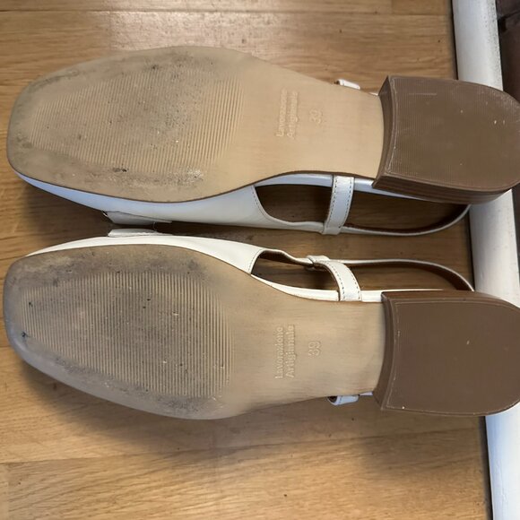 Mila Paoli White Slingback Flats - Picture 2 of 5